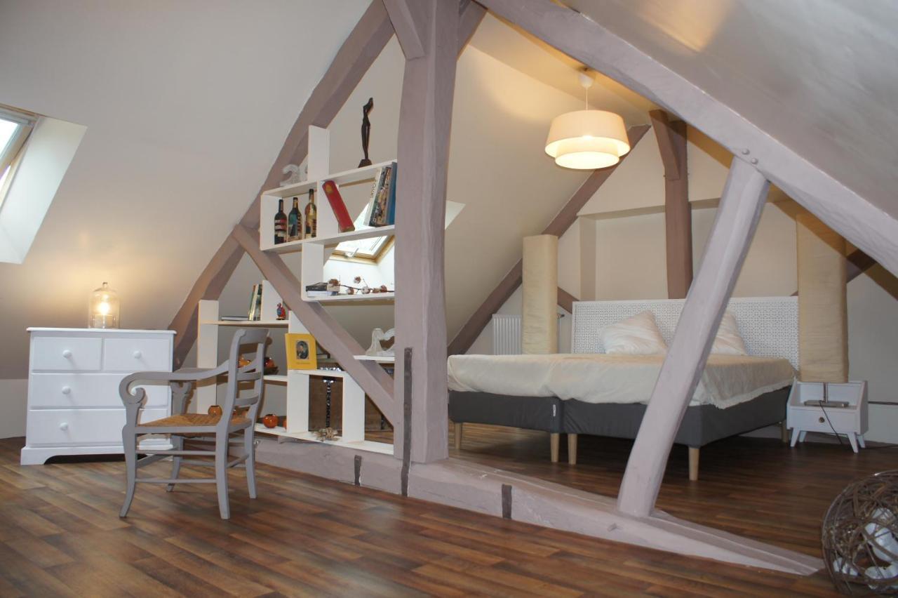 ウーダン Le Moulin 1826 Bed & Breakfast エクステリア 写真